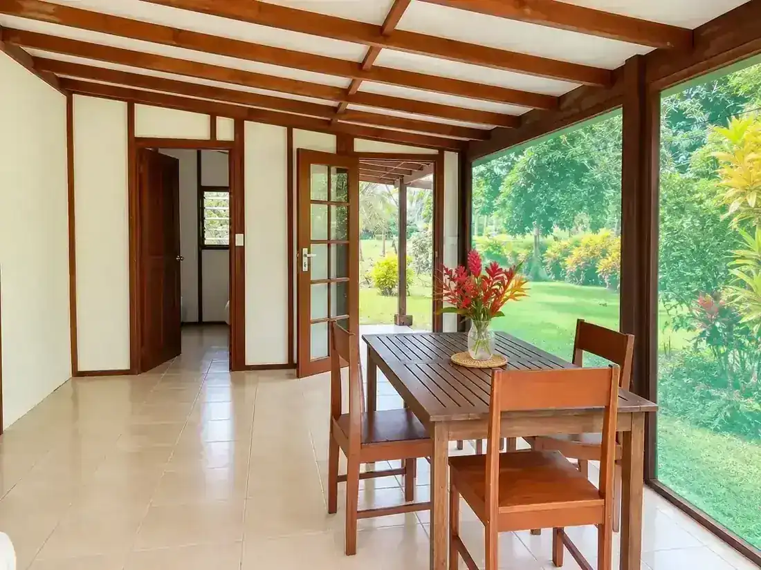 Family House · Dining